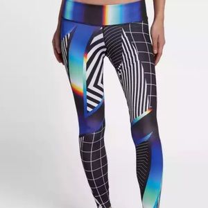 | Nike | printed leggings. Size M.